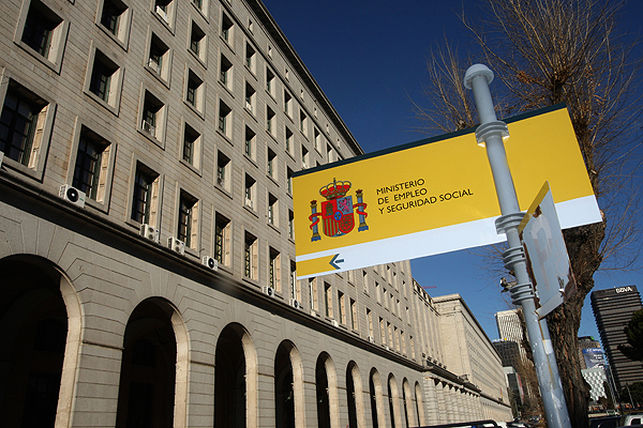 como funcionan las subastas de la seguridad social embargos